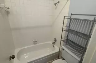11711 Memorial Dr, Houston, TX 77024 - Photo 17