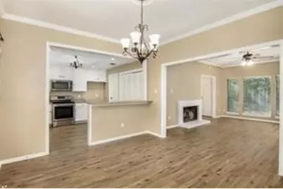 11711 Memorial Drive #563, Houston, TX 77024 - Photo 5