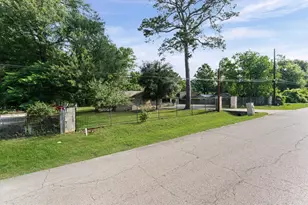 1505 Gladiola Ave, Conroe, TX 77301 - Photo 39