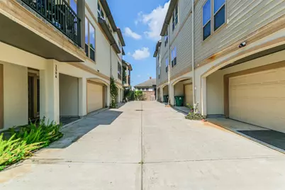 2014 McLlhenny Street, Houston, TX 77004 - Photo 33