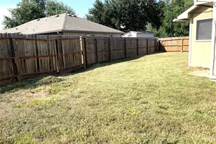 2002 Greencourt Dr, Missouri City, TX 77489 - Photo 9