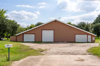 3245 W Highway 6, Alvin, TX 77511 - Photo 1