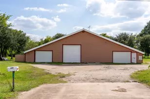 3245 W Hwy 6, Alvin, TX 77511 - Photo 1