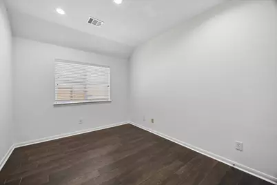 20910 Sandy Briar Court, Spring, TX 77379 - Photo 15