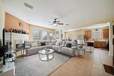 1815 Camden Landing Trail, Fresno, TX 77545 - Photo 11