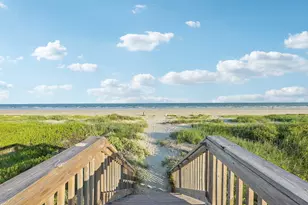 4130 King Rail Cir, Galveston, TX 77554 - Photo 31