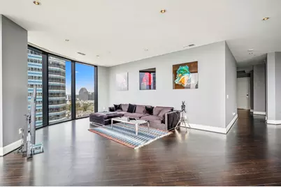 1409 Post Oak Boulevard #1804, Houston, TX 77056 - Photo 13