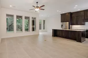 34 Daffodil Meadow Pl, Tomball, TX 77375 - Photo 5