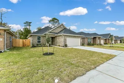 3911 Sugardale Street, Baytown, TX 77521 - Photo 3