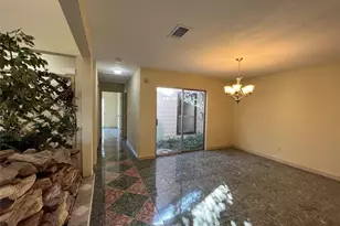 11039 Holworth Dr, Houston, TX 77072 - Photo 5