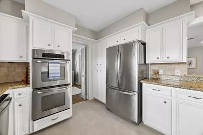 930 Ashford Parkway, Houston, TX 77077 - Photo 9