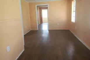 511 43rd St, Galveston, TX 77550 - Photo 3