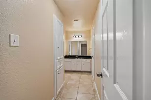 10326 Greencreek Dr, Houston, TX 77070 - Photo 13