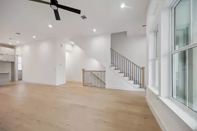 3707 Somerset York Lane, Houston, TX 77055 - Photo 13