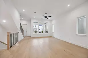 3707 Somerset York Ln, Houston, TX 77055 - Photo 15