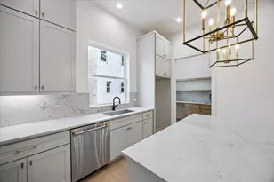 3707 Somerset York Ln, Houston, TX 77055 - Photo 21
