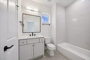 3707 Somerset York Ln, Houston, TX 77055 - Photo 33