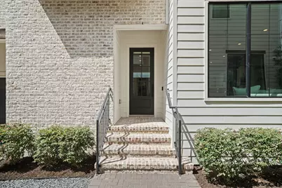733 E 10th 1/2 Street, Houston, TX 77008 - Photo 33