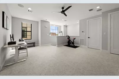 733 E 10th 1/2 Street, Houston, TX 77008 - Photo 29