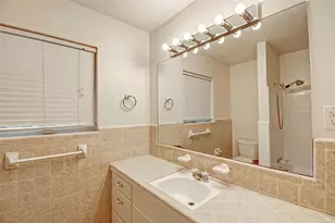 5446 Jason St, Houston, TX 77096 - Photo 15