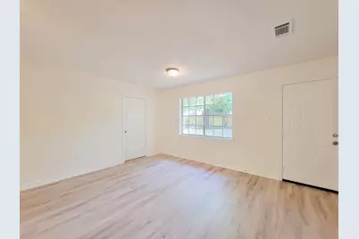 6 Sowell Lane, Huntsville, TX 77320 - Photo 3