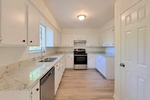 6 Sowell Ln, Huntsville, TX 77320 - Photo 9