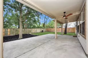 34 E Gaslight Pl, The Woodlands, TX 77382 - Photo 41