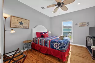 18607 Warrior Rd, Galveston, TX 77554 - Photo 23