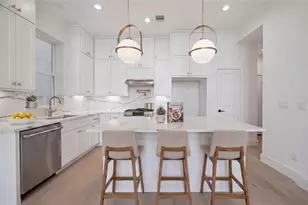 3705 Somerset York Ln, Houston, TX 77055 - Photo 15