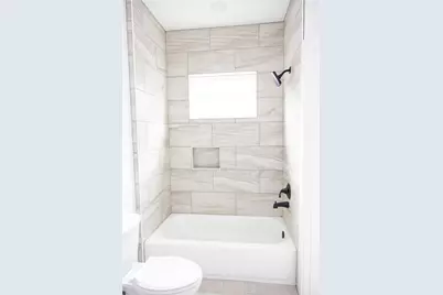8208 Knox Street, Houston, TX 77088 - Photo 9
