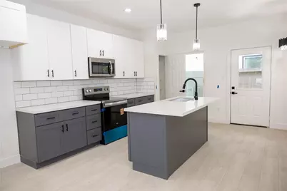 8208 Knox Street, Houston, TX 77088 - Photo 3