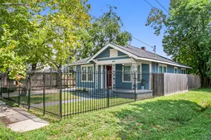 405 Palmer St, Houston, TX 77003 - Photo 1