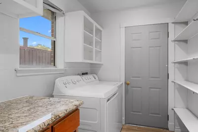 8826 Langdon Lane, Houston, TX 77036 - Photo 25