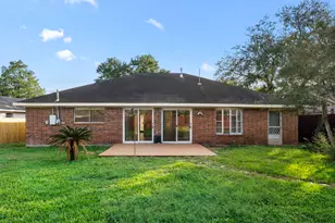 8826 Langdon Ln, Houston, TX 77036 - Photo 29