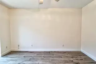 3130 SW Walnut Bend Ln, Houston, TX 77042 - Photo 31