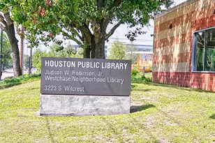3130 SW Walnut Bend Ln, Houston, TX 77042 - Photo 41