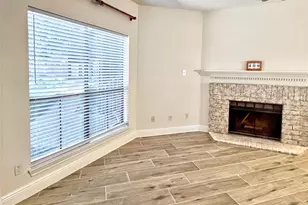 3130 SW Walnut Bend Ln, Houston, TX 77042 - Photo 17