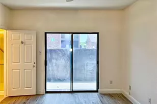 3130 SW Walnut Bend Ln, Houston, TX 77042 - Photo 21