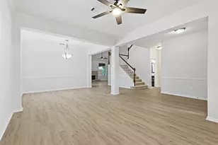 11022 Collingswood Dr, La Porte, TX 77571 - Photo 3