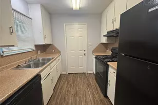 6210 Annunciation St, Houston, TX 77016 - Photo 5