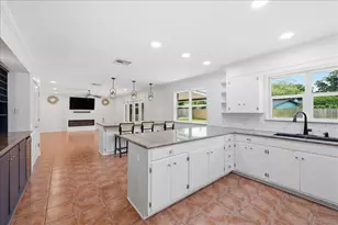 3875 Kenwood Dr, Beaumont, TX 77706 - Photo 15