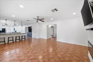 3875 Kenwood Dr, Beaumont, TX 77706 - Photo 9