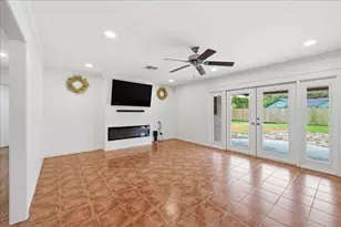 3875 Kenwood Dr, Beaumont, TX 77706 - Photo 7