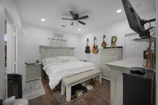 515 Dahila St, Waller, TX 77484 - Photo 41