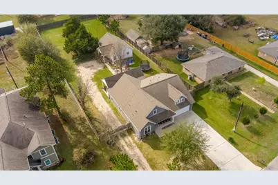 515 Dahila Street, Waller, TX 77484 - Photo 7