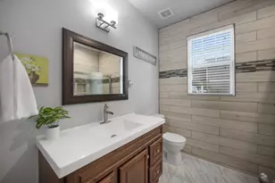 515 Dahila St, Waller, TX 77484 - Photo 27