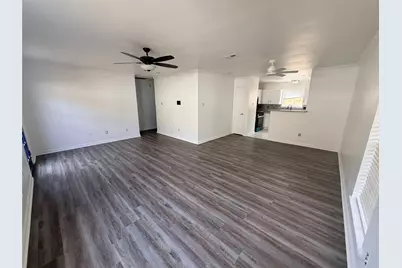 3359 Strong Winds Drive, Houston, TX 77014 - Photo 3