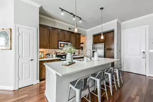 300 St Joseph Pkwy, Houston, TX 77002 - Photo 5