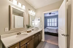 300 St Joseph Pkwy, Houston, TX 77002 - Photo 15