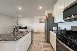 8706 Marlow Dr, Texas City, TX 77591 - Photo 7